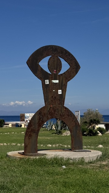 A photograph accompanying this guide to Rhodes