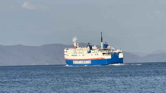 A photograph accompanying this guide to Rhodes